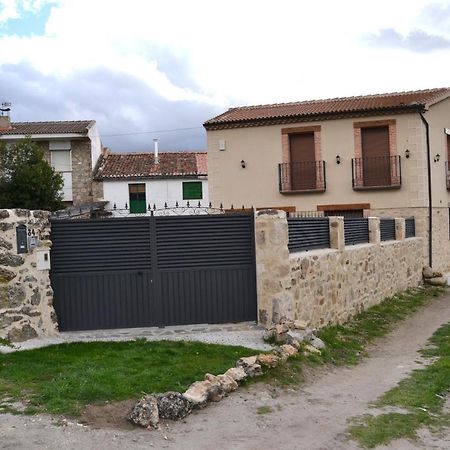 La Portada De Abajo Villa Gallegos Exterior photo